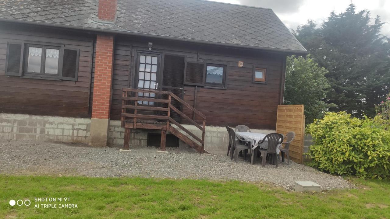 Le Petit Chalet Gapennes Exteriör bild
